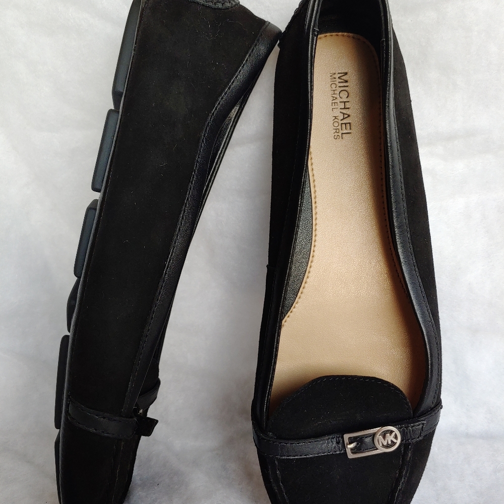 Sold - Flats. Black with silver buckle.